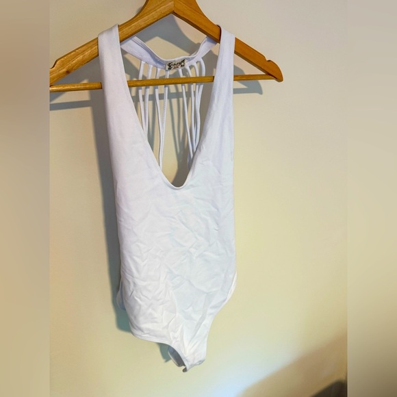 Sydney Halter Bodysuit NWOT white - Picture 4 of 4